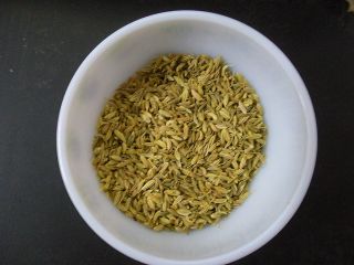 FENNEL SEEDS (FUNNEL)